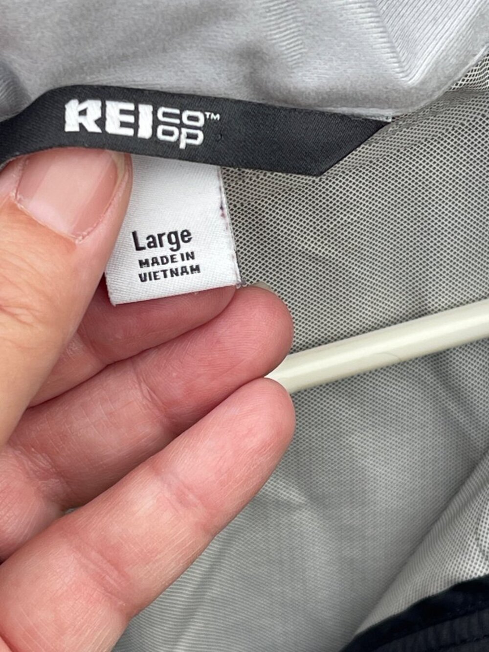 REI Co-Op Black Long Line Hooded Rain Jacket Women's Large Waterproof Gorpcore - Picture 4 of 14